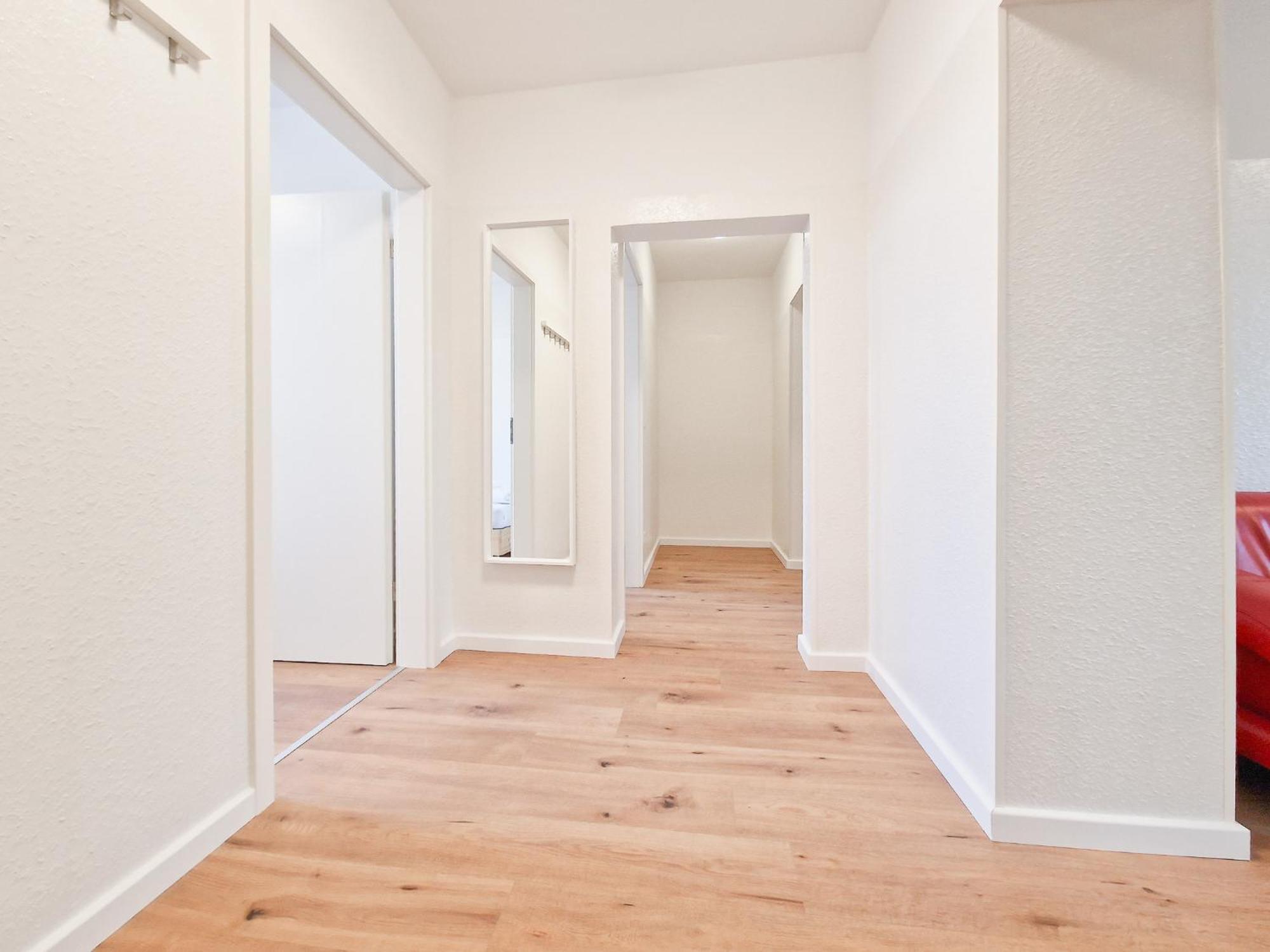Raj Living - 1 Or 4 Room Apartments - 15 Min To Messe Dus - 10 Min Old Town Dus デュッセルドルフ エクステリア 写真